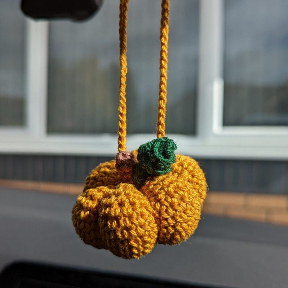 Halloween Pumpkin Car Charm (Golden)